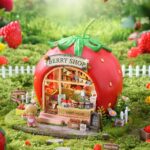 Fruit Town Series DIY Miniature Dollhouse_Berry_Shop_3