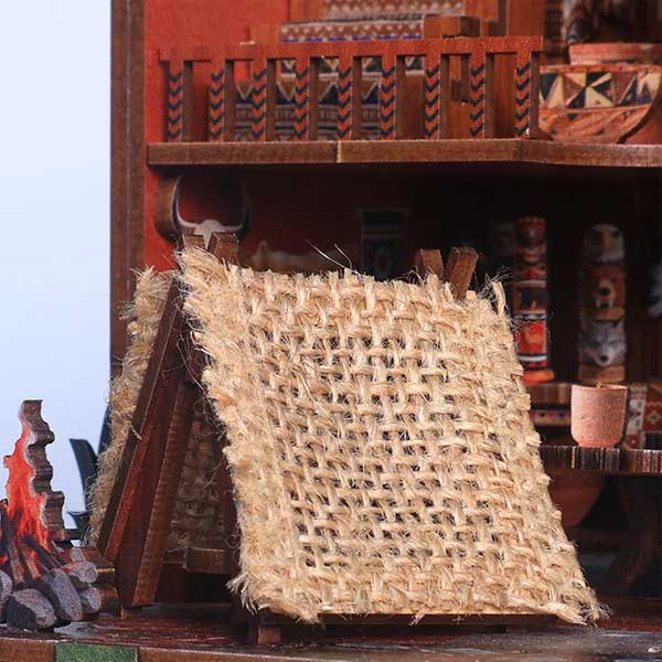 Plume Mountain Retreat DIY Miniature Dollhouse_Description_2