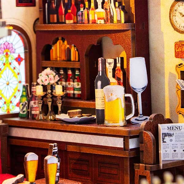 Crown Tavern DIY Miniature Dollhouse_Description_2