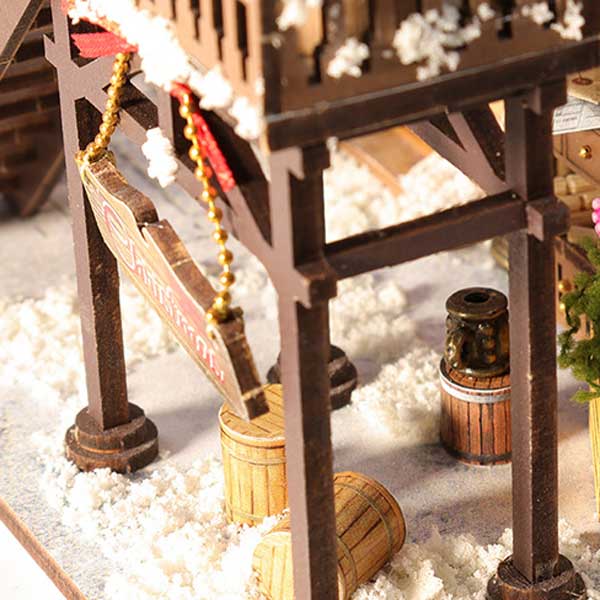Snowy Christmas Lodge DIY Miniature Dollhouse_Description_5
